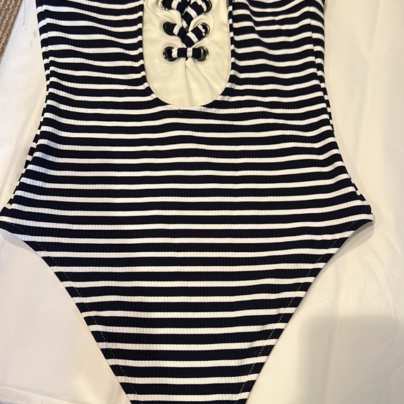 NWOT AERIE ribbed lace up stripe one piece swim size S/M - Picture 7 of 11